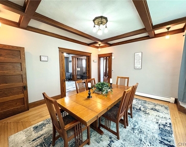 142 Curtis Place - Photo Thumbnail 18