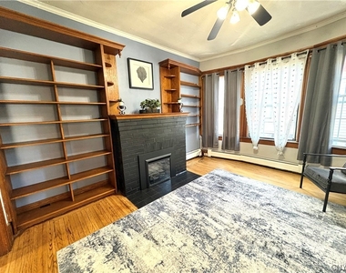 142 Curtis Place - Photo Thumbnail 16