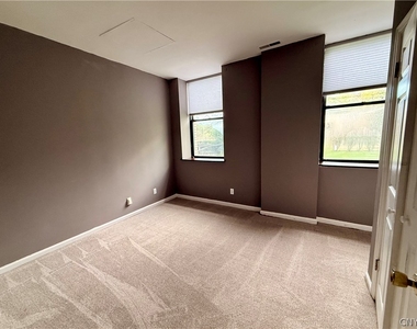 10 Foery Drive - Photo Thumbnail 7