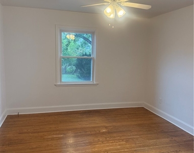 153 Park Drive - Photo Thumbnail 10