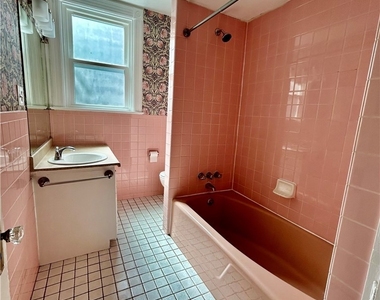 373 Woodward Avenue - Photo Thumbnail 17