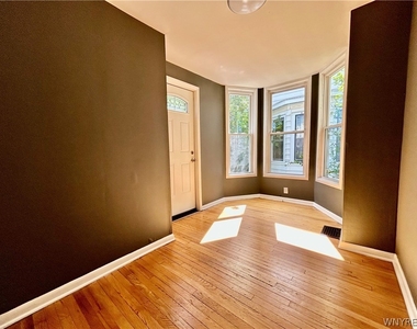 373 Woodward Avenue - Photo Thumbnail 18