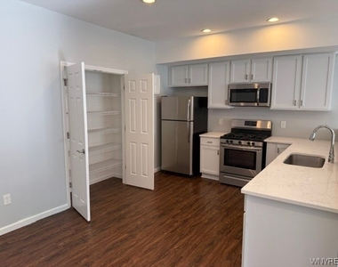 48 Roger Chaffee Drive - Photo Thumbnail 6