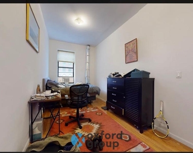 3rd Ave. - Photo Thumbnail 6