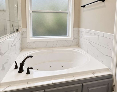 320 Daniel Trent Way - Photo Thumbnail 21