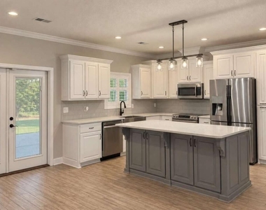 320 Daniel Trent Way - Photo Thumbnail 9
