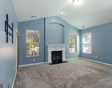4374 Rainer Drive - Photo Thumbnail 10