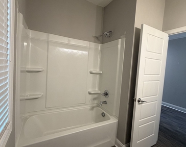 158 The Villas Way - Photo Thumbnail 9