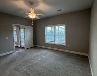 158 The Villas Way - Photo Thumbnail 38