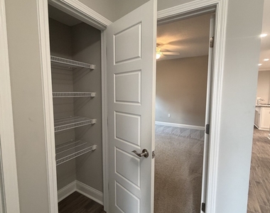 158 The Villas Way - Photo Thumbnail 7