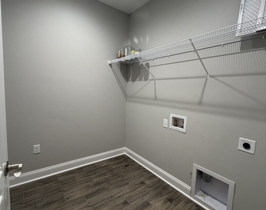 158 The Villas Way - Photo Thumbnail 18