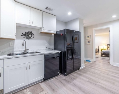 716 Ormewood Avenue Se - Photo Thumbnail 15