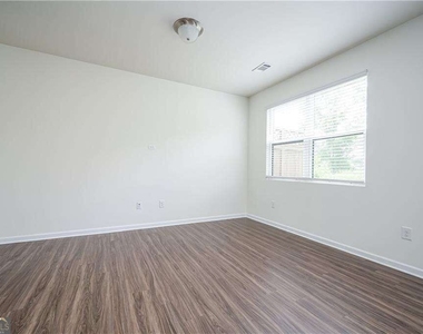 6390 Mountain Home Way Se - Photo Thumbnail 8