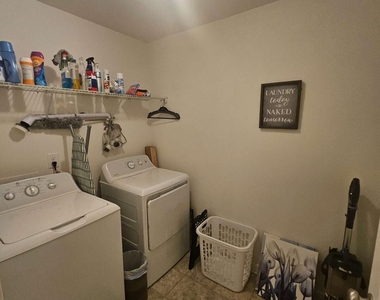 7764 Rutgers Circle - Photo Thumbnail 15