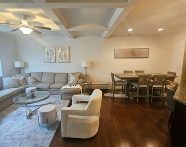 7764 Rutgers Circle - Photo Thumbnail 3