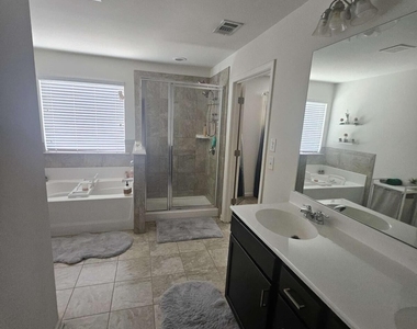 7764 Rutgers Circle - Photo Thumbnail 8