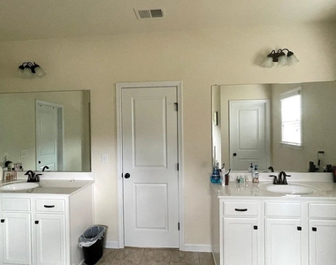 7620 Farrow Pass Circle - Photo Thumbnail 21