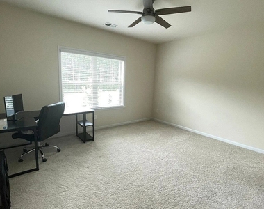 7620 Farrow Pass Circle - Photo Thumbnail 15