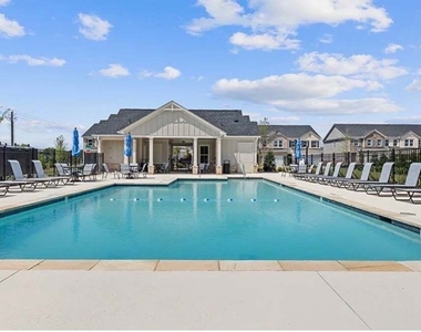 950 Elwood Street - Photo Thumbnail 24