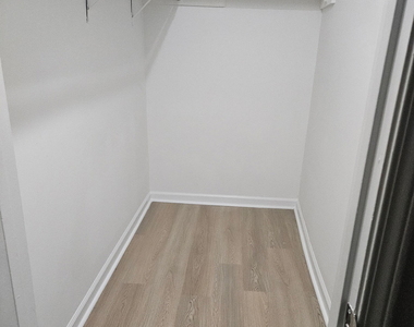 5604 Estates Court - Photo Thumbnail 21