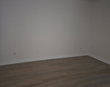 5604 Estates Court - Photo Thumbnail 22