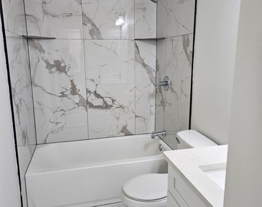 5604 Estates Court - Photo Thumbnail 20
