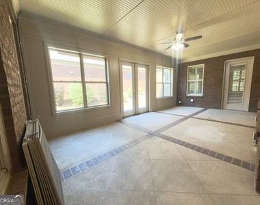 3951 Sovereign Drive - Photo Thumbnail 26