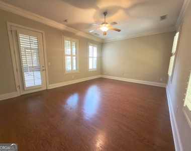 3951 Sovereign Drive - Photo Thumbnail 19
