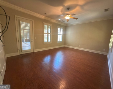 3951 Sovereign Drive - Photo Thumbnail 20