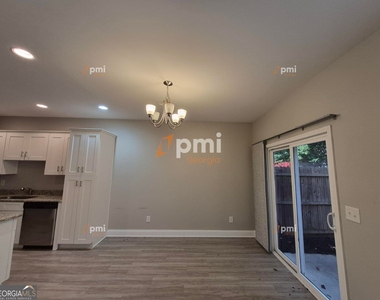 53 Towne Club Drive - Photo Thumbnail 2
