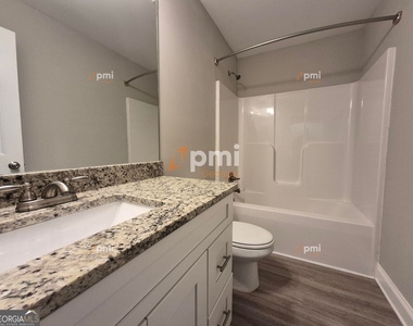53 Towne Club Drive - Photo Thumbnail 11