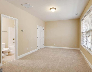 5060 Windcrest Lane - Photo Thumbnail 19
