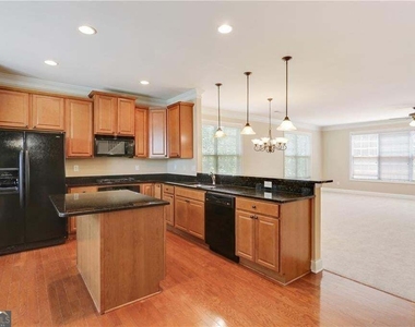 5060 Windcrest Lane - Photo Thumbnail 6