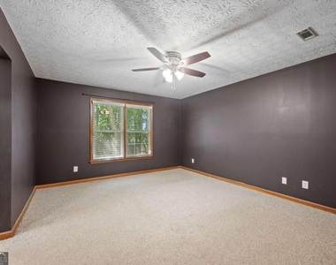 1893 Stanton Way - Photo Thumbnail 22