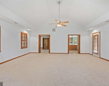 1893 Stanton Way - Photo Thumbnail 8
