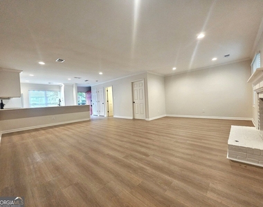 2270 Newport Landing - Photo Thumbnail 4