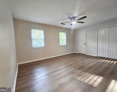 2270 Newport Landing - Photo Thumbnail 13
