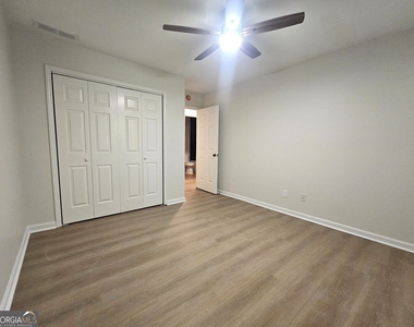 2270 Newport Landing - Photo Thumbnail 12