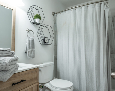 880 College Avenue - Photo Thumbnail 14