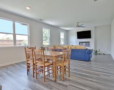 8077 Rudder Circle - Photo Thumbnail 21