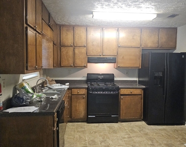 5906 Summerglen Lane - Photo Thumbnail 2