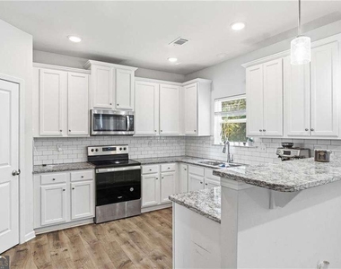 79 Lantana Crossing - Photo Thumbnail 12