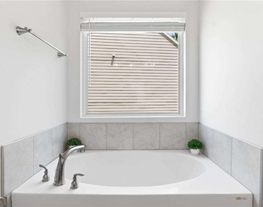 79 Lantana Crossing - Photo Thumbnail 28