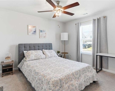 79 Lantana Crossing - Photo Thumbnail 20