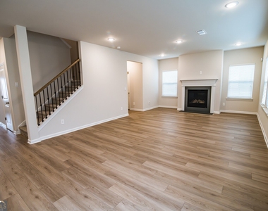 3177 Train Street - Photo Thumbnail 12