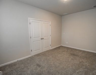 3177 Train Street - Photo Thumbnail 5