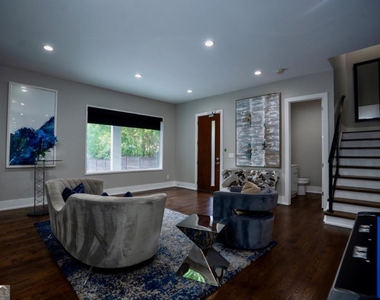 1099 Vista Trail Ne - Photo Thumbnail 5