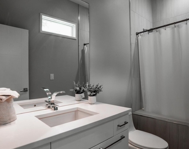 1099 Vista Trail Ne - Photo Thumbnail 38