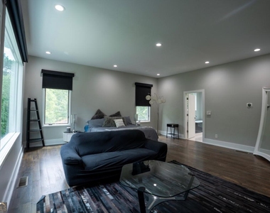 1099 Vista Trail Ne - Photo Thumbnail 17