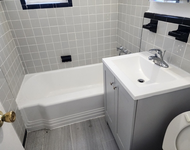 123-25 82nd Ave - Photo Thumbnail 2